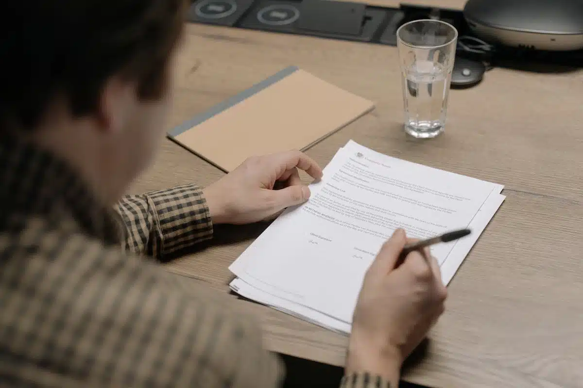 contrat travail